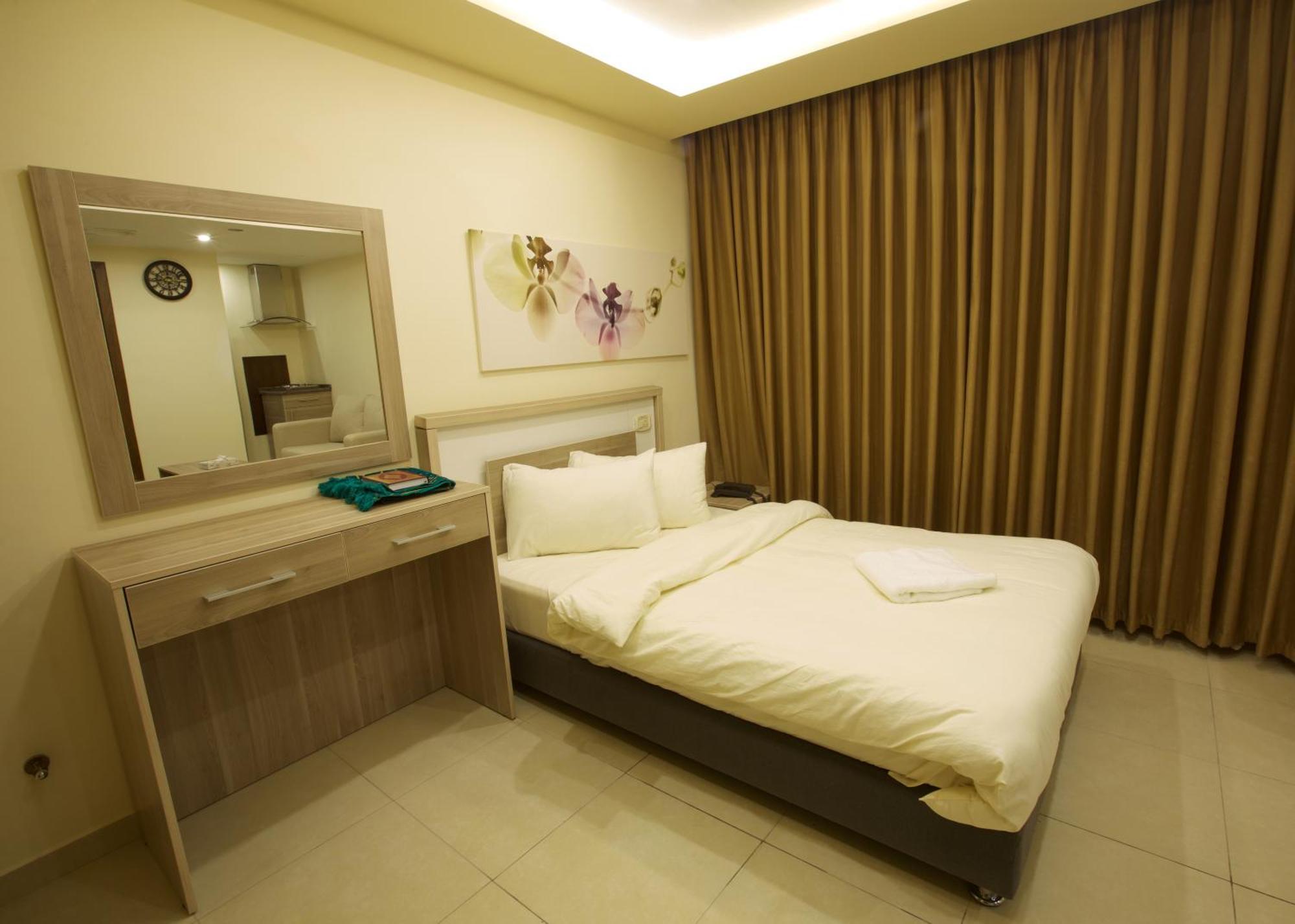 Lujain Hotel فندق النور واللجين Amã Quarto foto