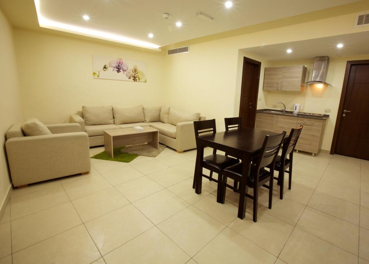 Lujain Hotel فندق النور واللجين Amã Quarto foto
